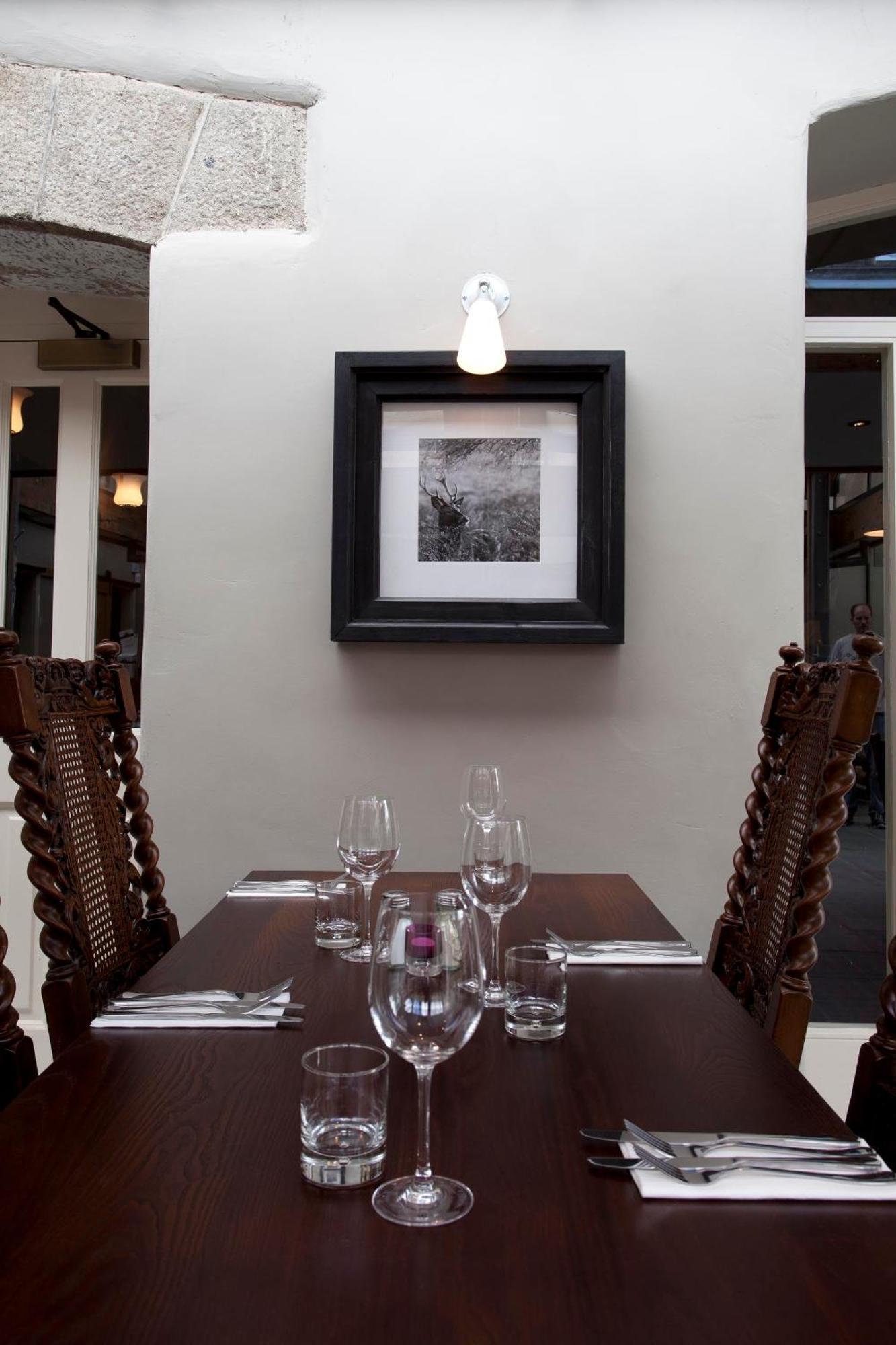 Hotel The Three Crowns Chagford Exterior foto Interior of the restaurant
